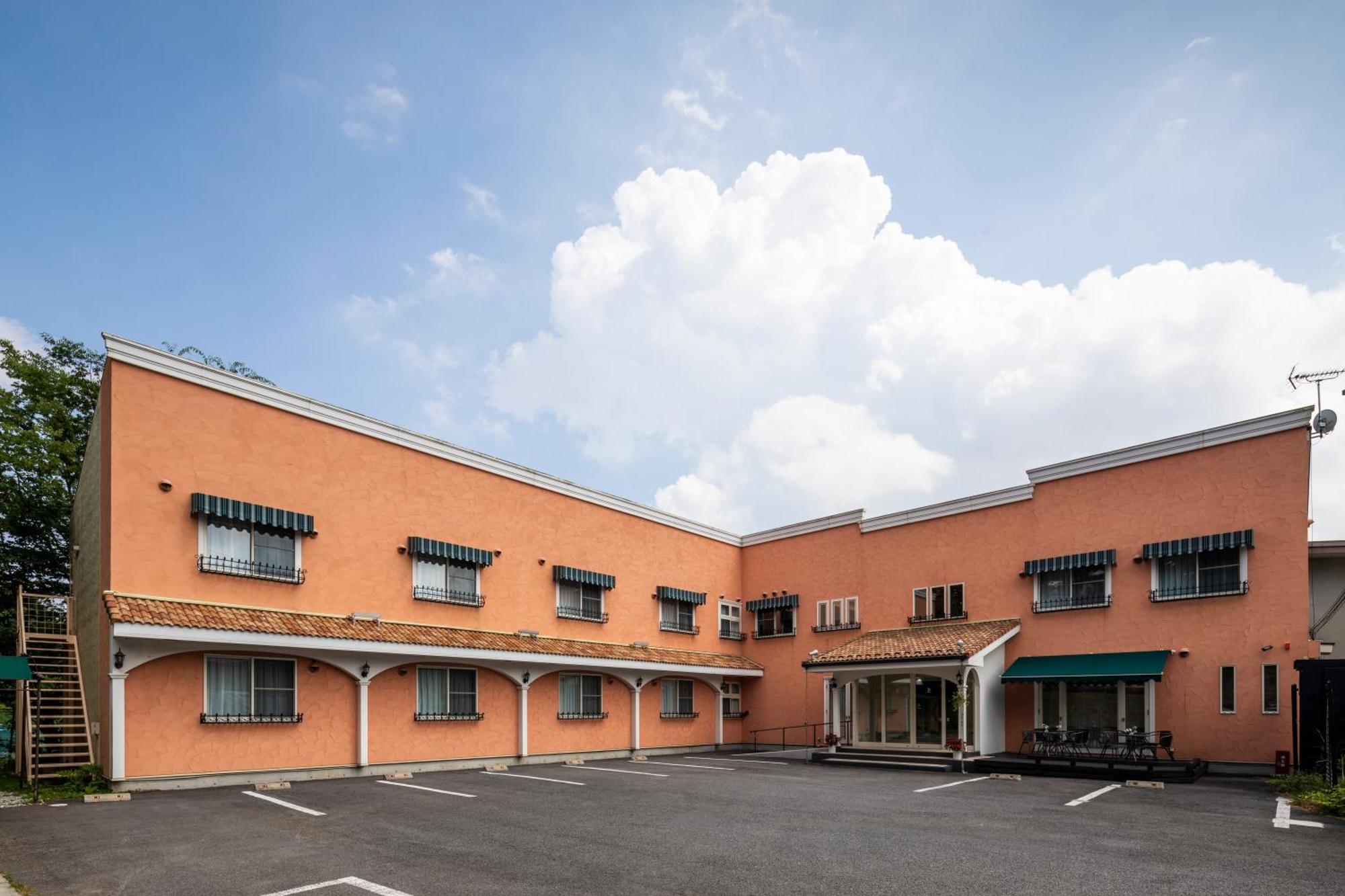 Hotel Berlinetta Karuizava Kültér fotó